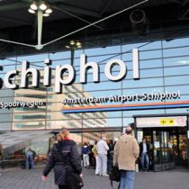 Terrorist op Schiphol aangehouden