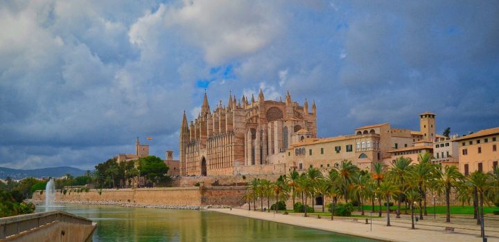 Spanje profiteert van wijzigingen reisadvies