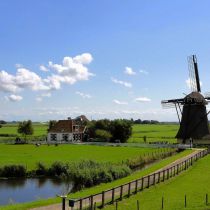 Helft Nederlanders kiest voor vakantie in eigen land